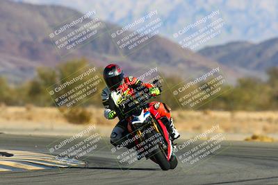 media/Jan-09-2022-SoCal Trackdays (Sun) [[2b1fec8404]]/Turn 14 (10am)/